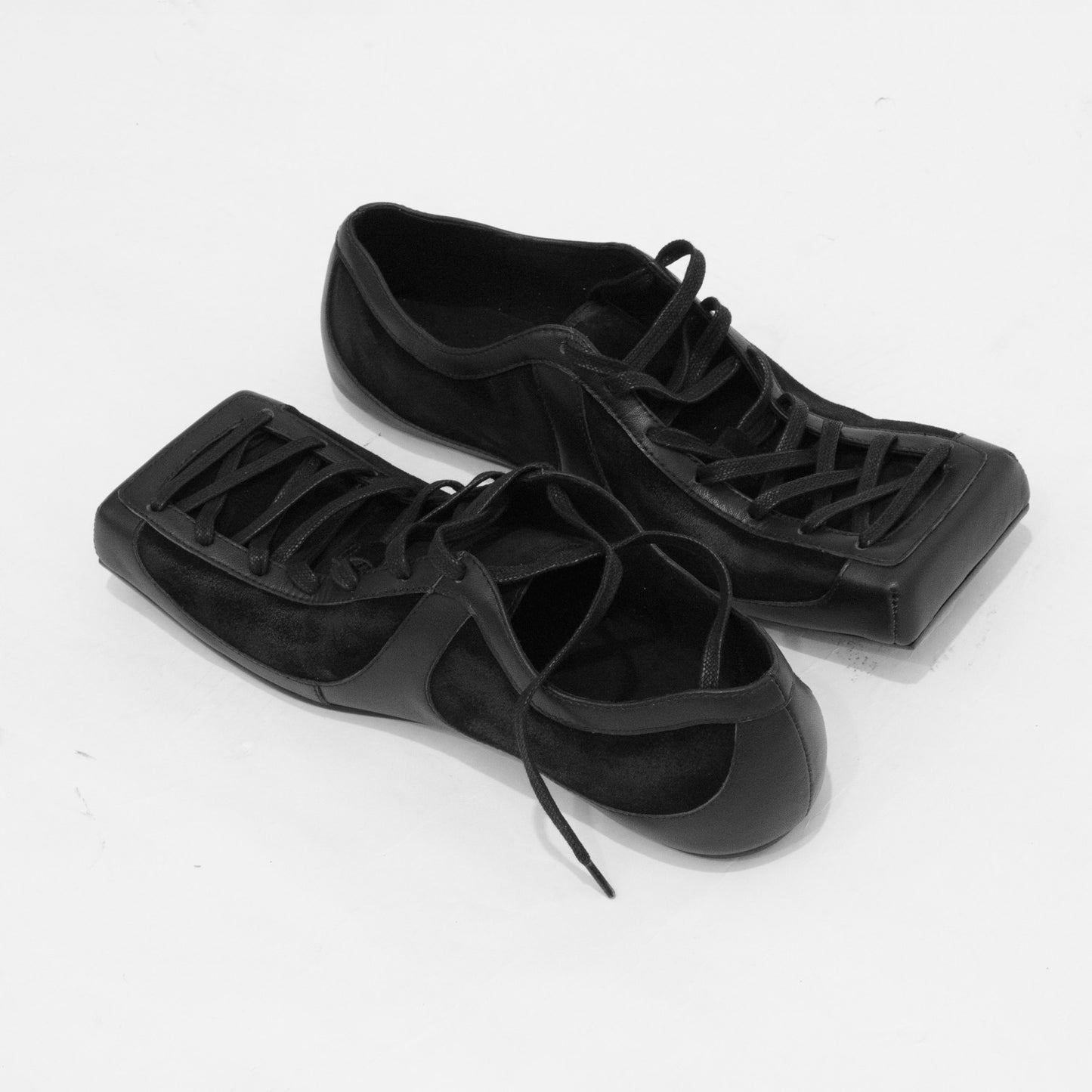 Plebeian Sneaker - Black