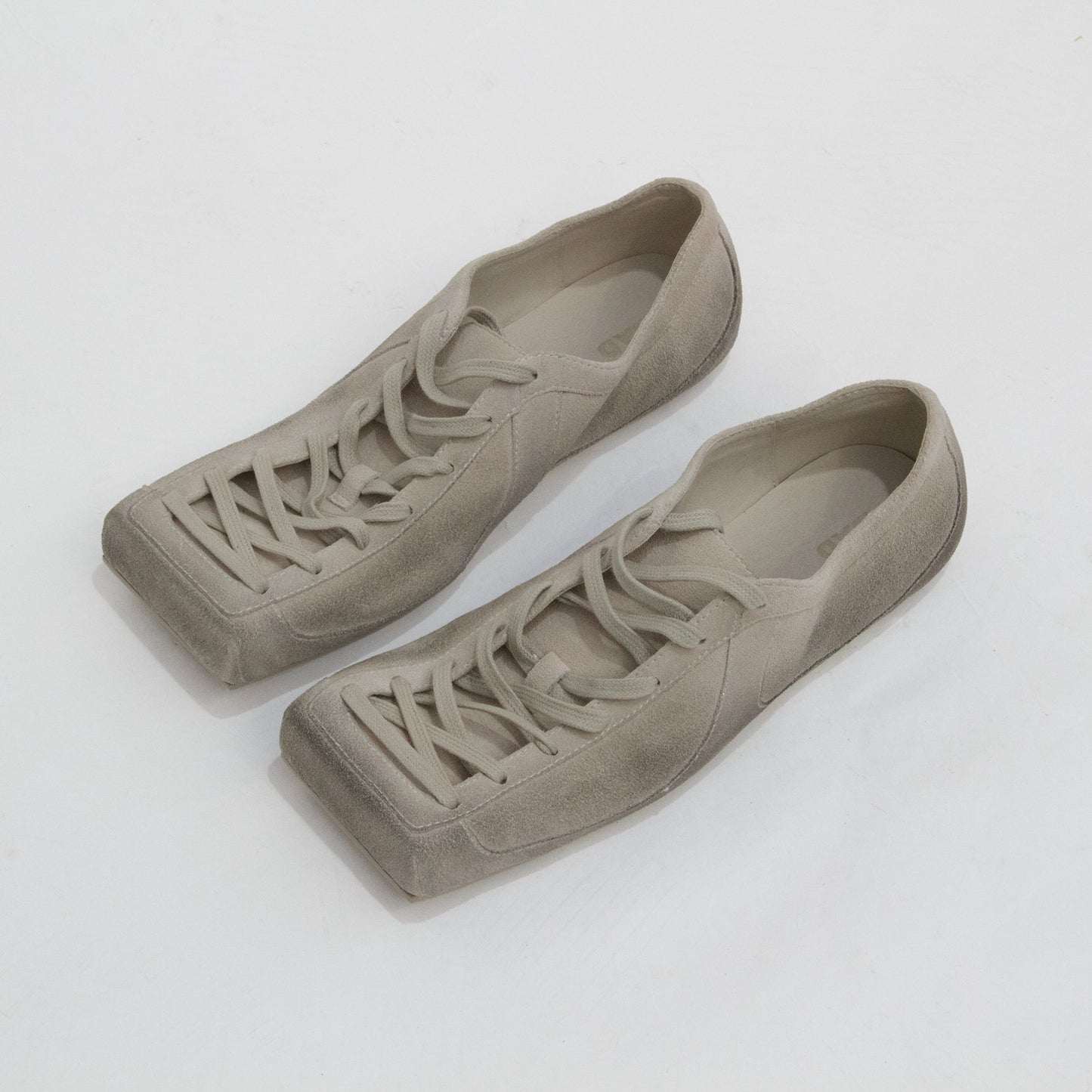 Plebeian Sneaker - Oat